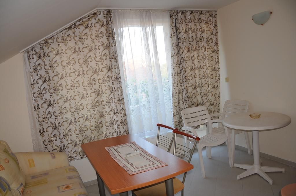 Hotel Babeva Sveti Vlas Ngoại thất bức ảnh